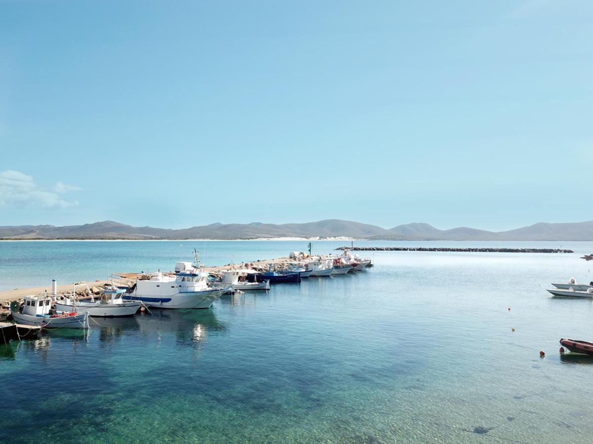 Villa Aquamarina Pavoncella Rossa Porto Pino Kültér fotó