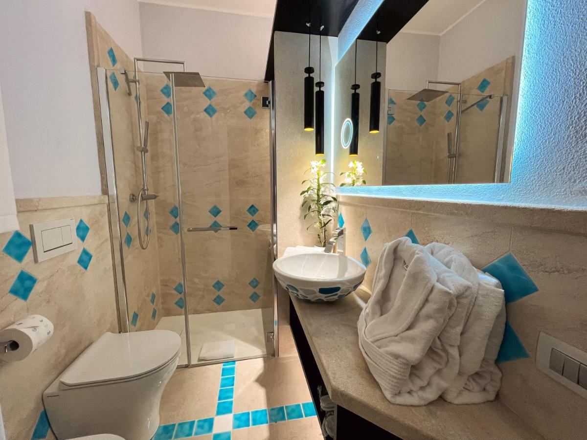 Villa Aquamarina Pavoncella Rossa Porto Pino Kültér fotó