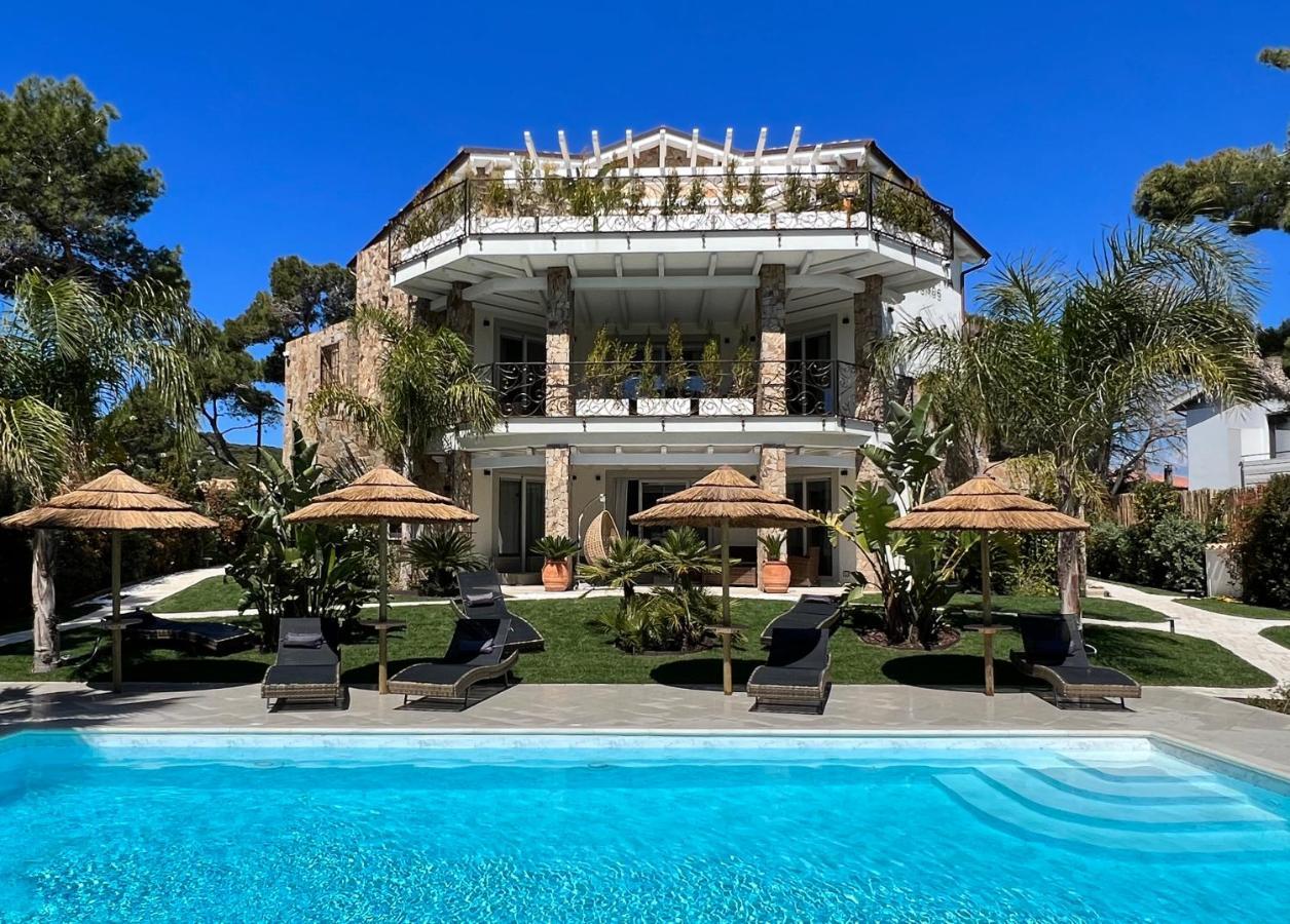 Villa Aquamarina Pavoncella Rossa Porto Pino Kültér fotó